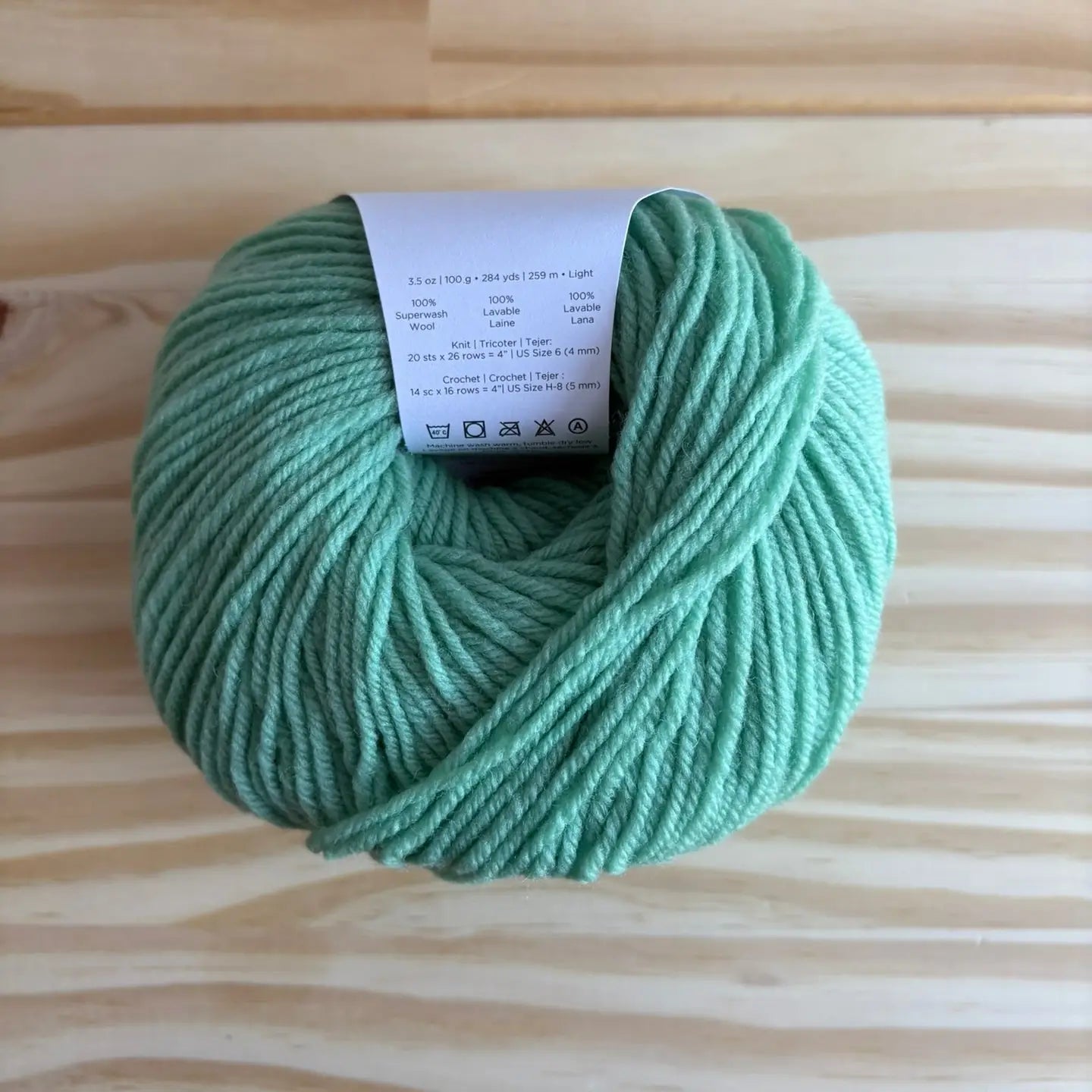 Universal Yarn - Deluxe DK Superwash